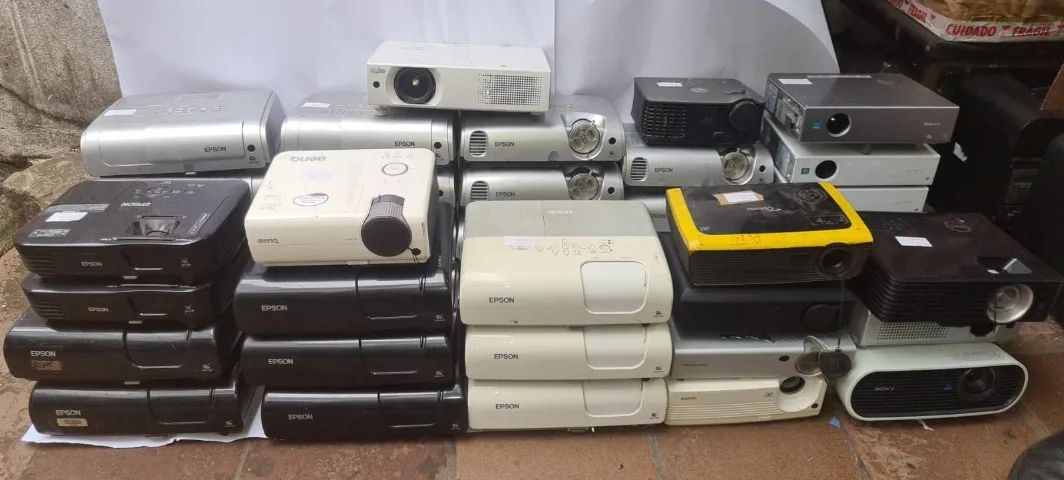 Lote Projetor vga 30.00 cada no estado 