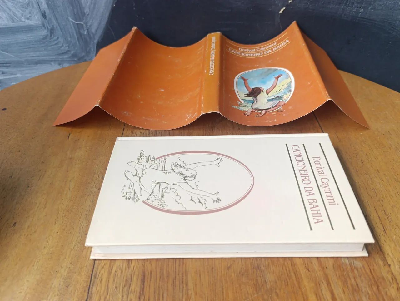 LIVRO CANCIONEIRO DA BAHIA DORIVAL CAYMMI CÍRCULO DO LIVRO CAPA DURA  - Foto 4