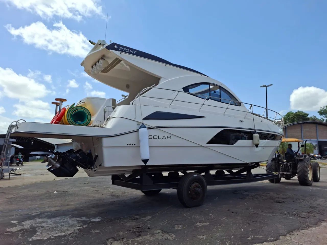 Lancha Solara 370HT - Foto 4