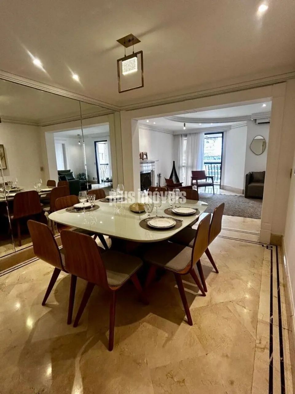 Apartamento com 156m², 4 quartos e 3 vagas MOBILIADO - Foto 2
