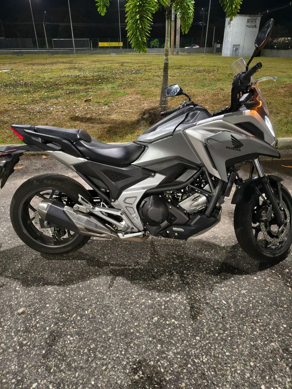 Moto NC 750 - Foto 2