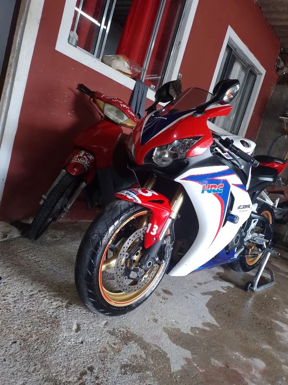 CBR 1000 RR ANO 2010 - Foto 5
