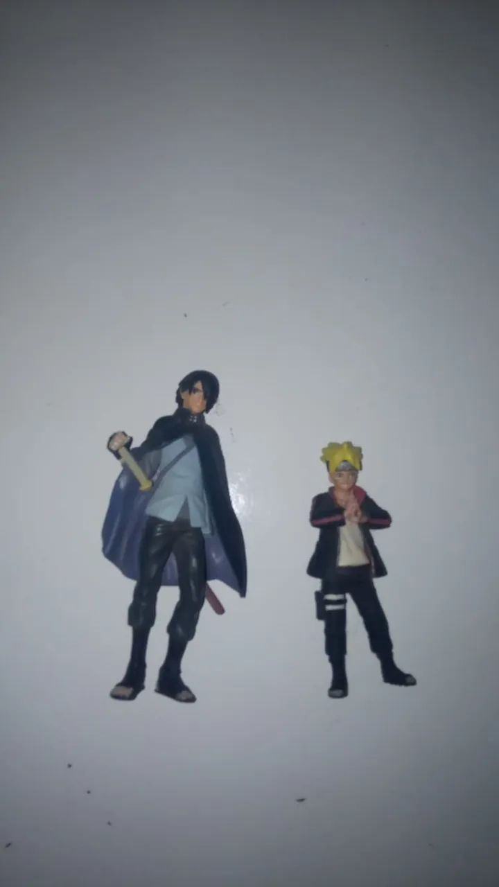 Bonecos Sasuke e Boruto - Edição Boruto: Naruto Next Generations