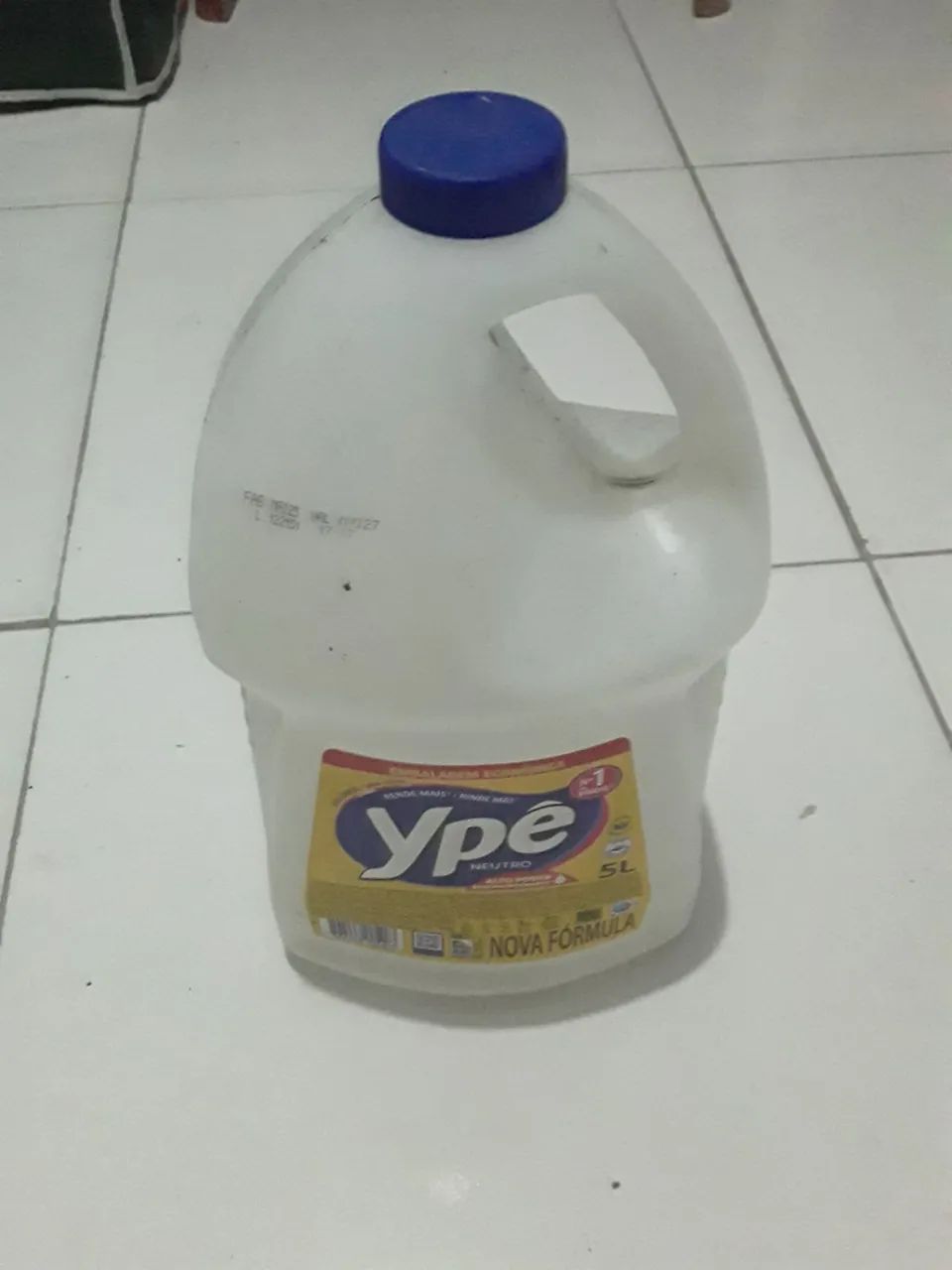 Galão Ypê 5L (vazio) polietileno (envase) cinco litros - vendo recicláveis e sucatas