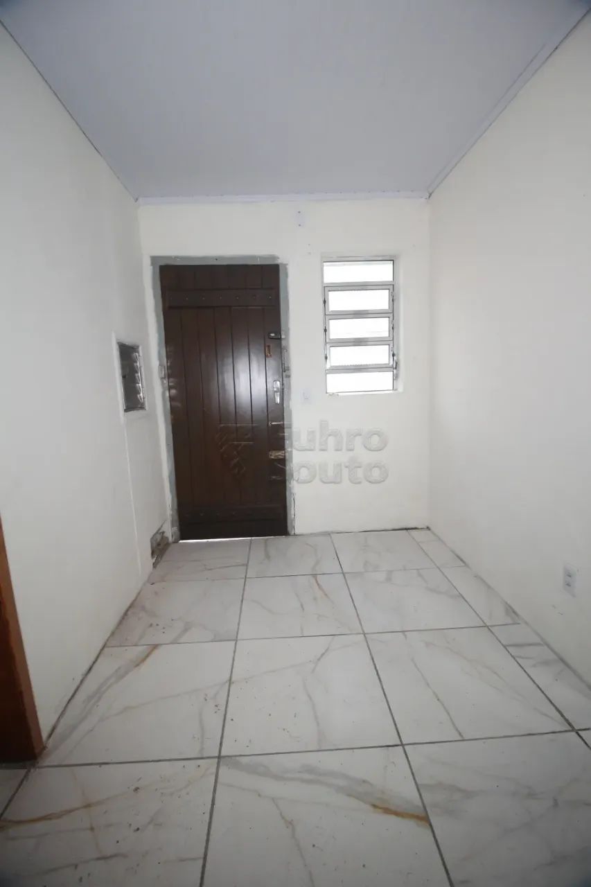Aluguel de Casa no Centro da Cidade - Foto 2