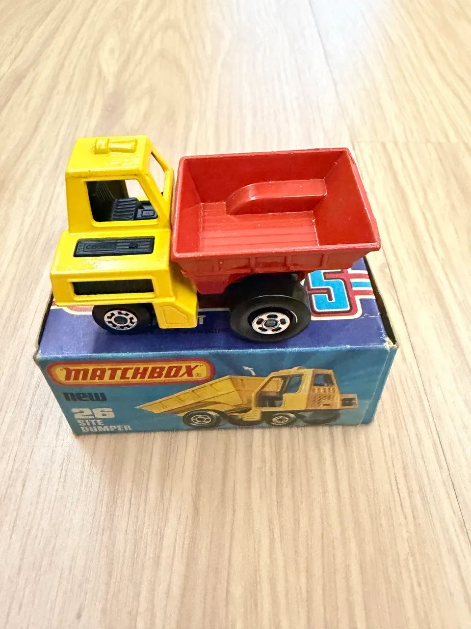 Brinquedo carrinho Matchbox na caixa - Foto 3