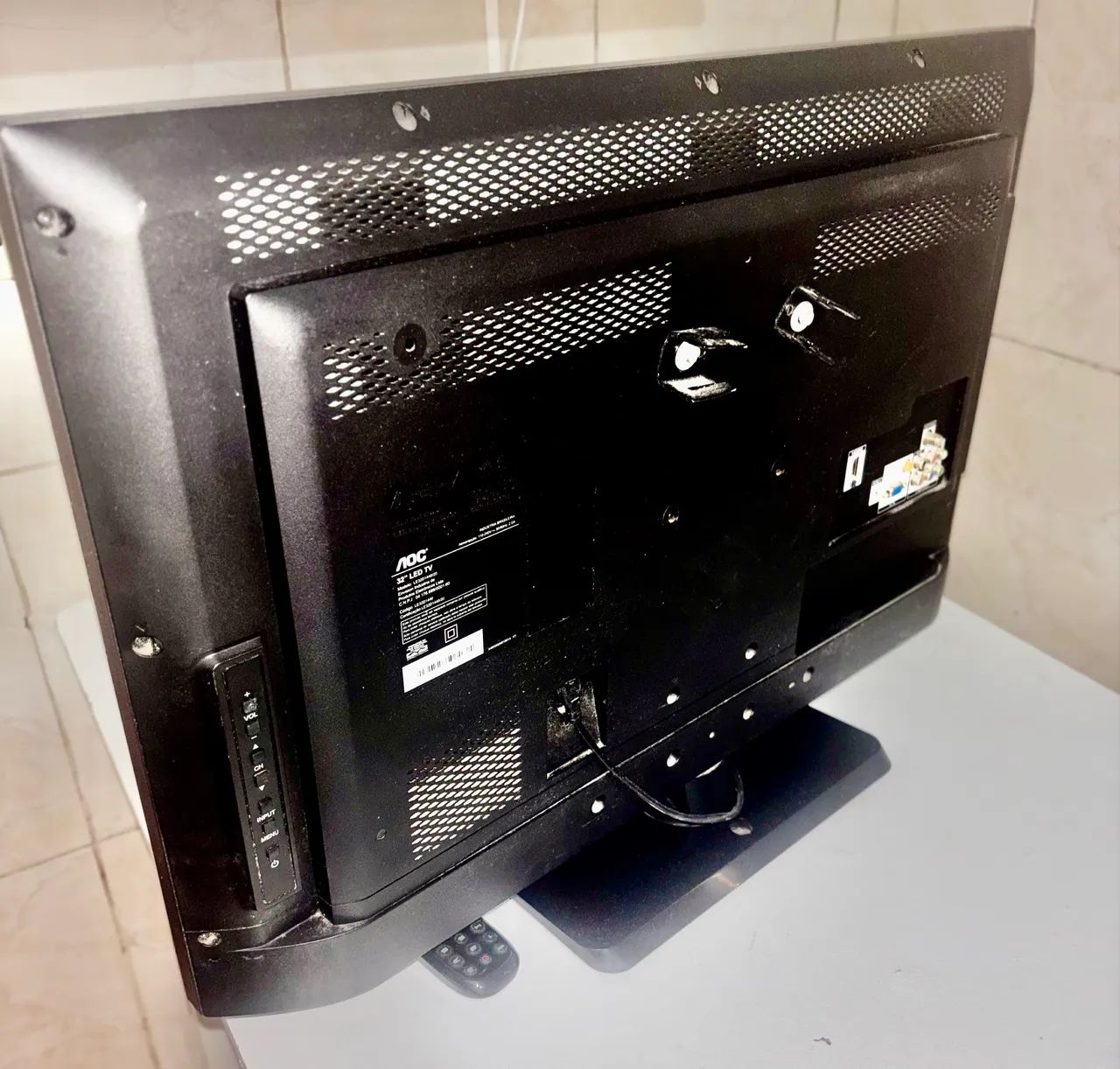 TV AOC 32 POLEGADAS  - Foto 3