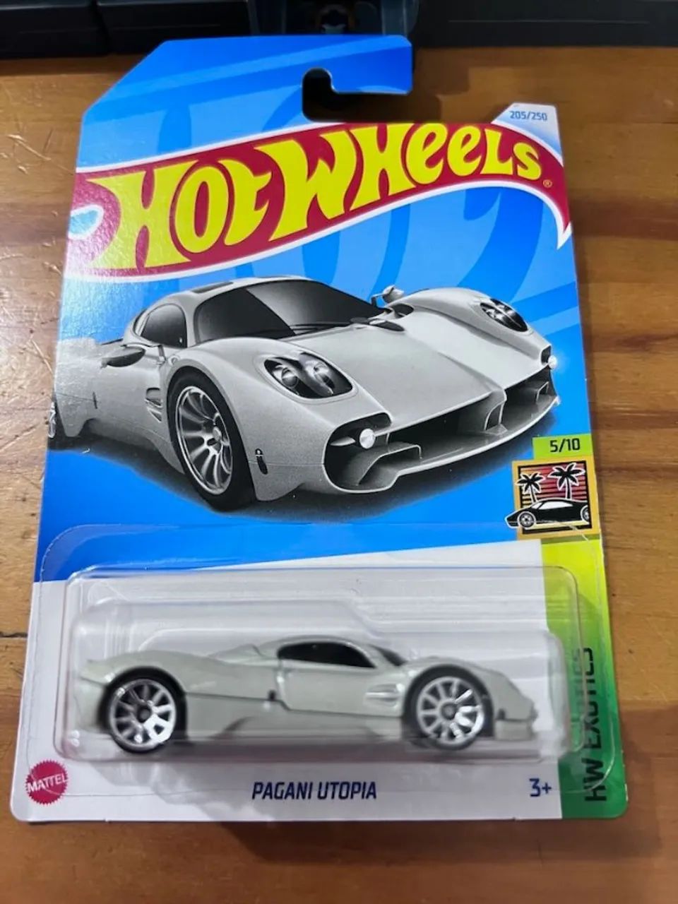 Miniatura Hot Wheels Pagani Utopia