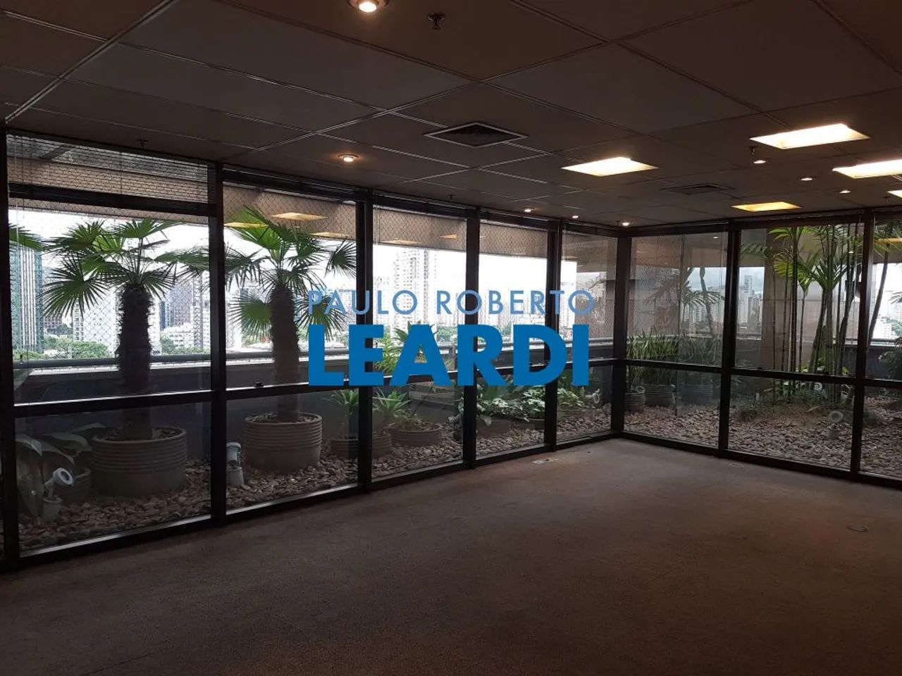 CONJ. COMERCIAL - BROOKLIN - SP