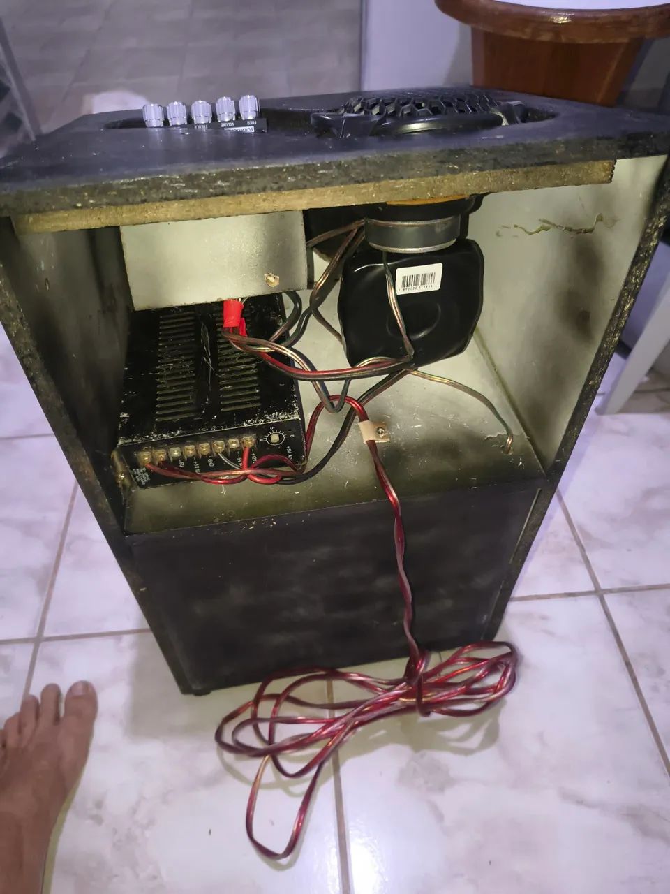 Caixa de som só ligar na tomada - Foto 3