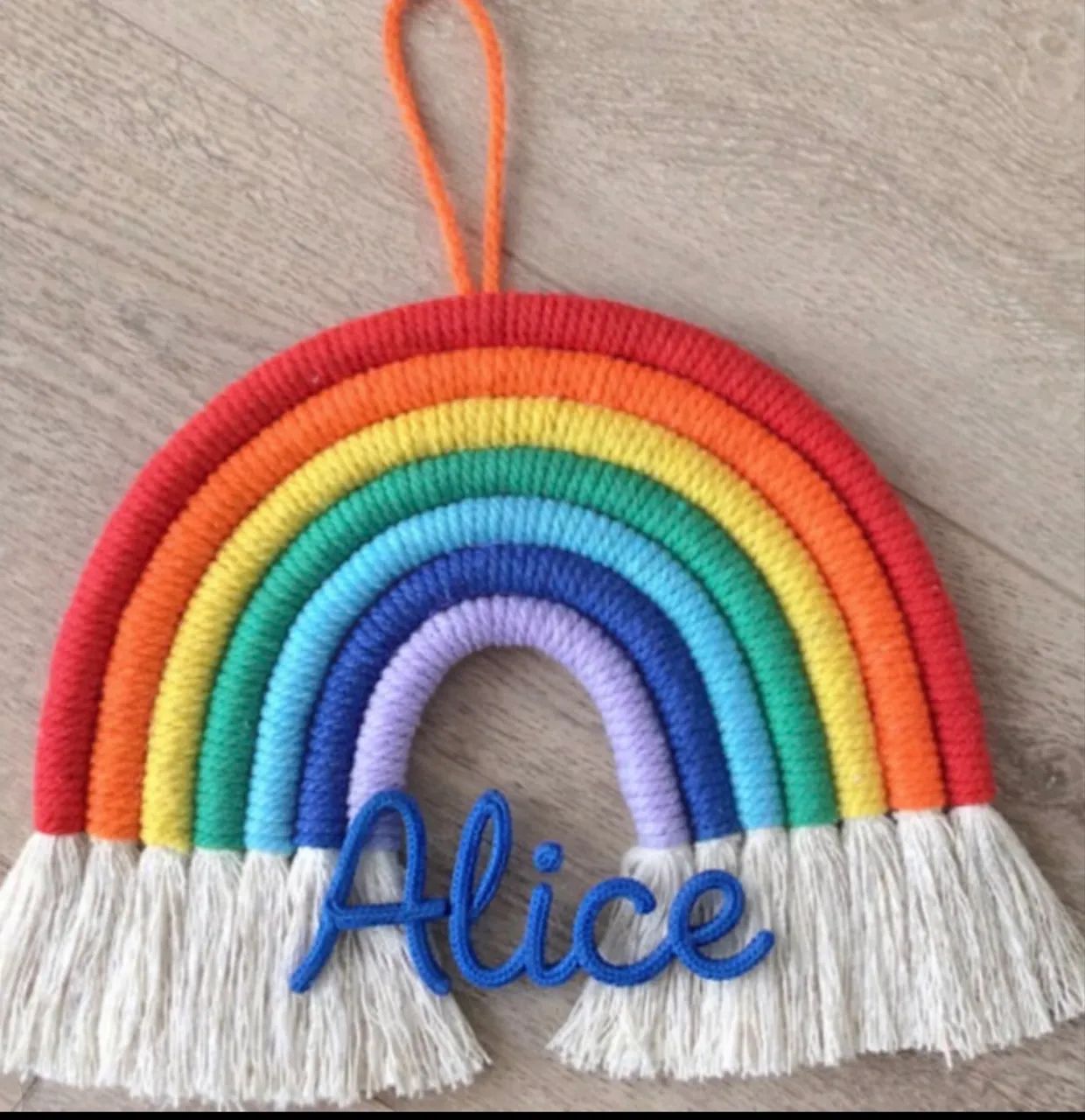 Enfeite de porta maternidade, arco íris macramê 