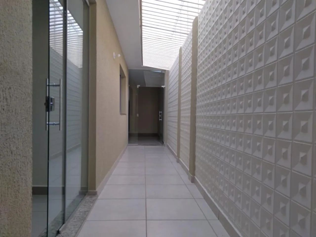 Imóvel Comercial e Residencial - Casa Comercial e 3 Apartamentos - Setor Sul - Foto 5