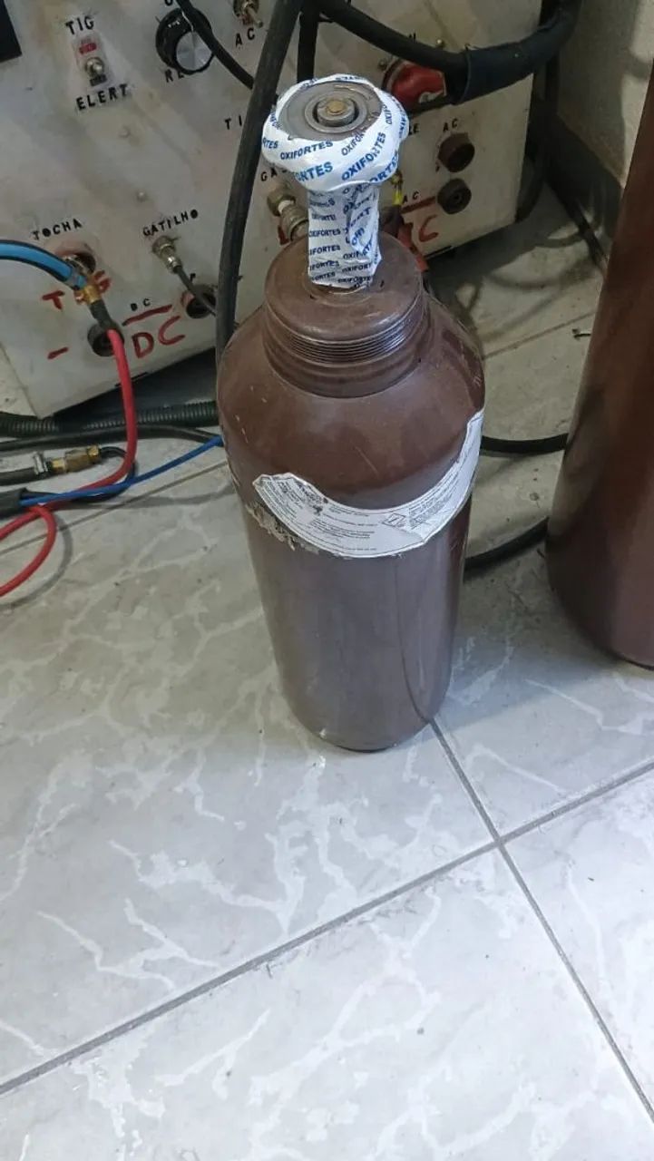 Cilindro argônio 1m3  - Foto 2