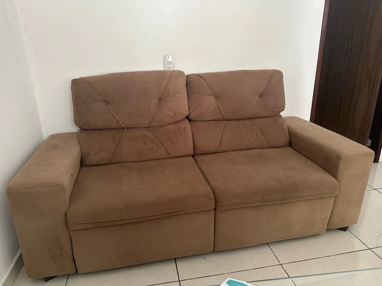VENDO SOFÁ RETRÁTIL E RECLINÁVEL - MARROM