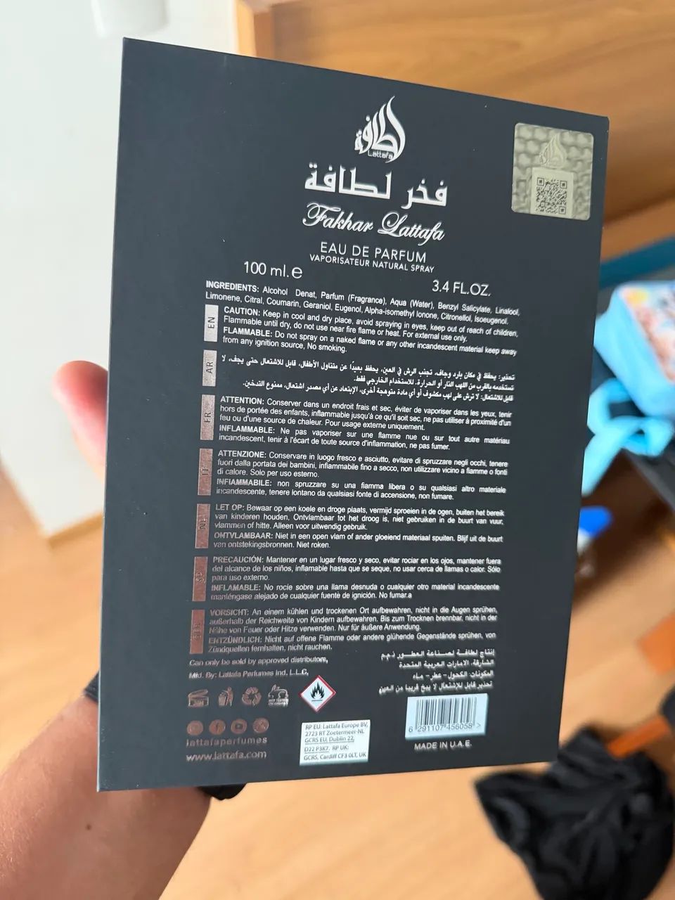 Caixa Lattafa Fakhar black  - Foto 2