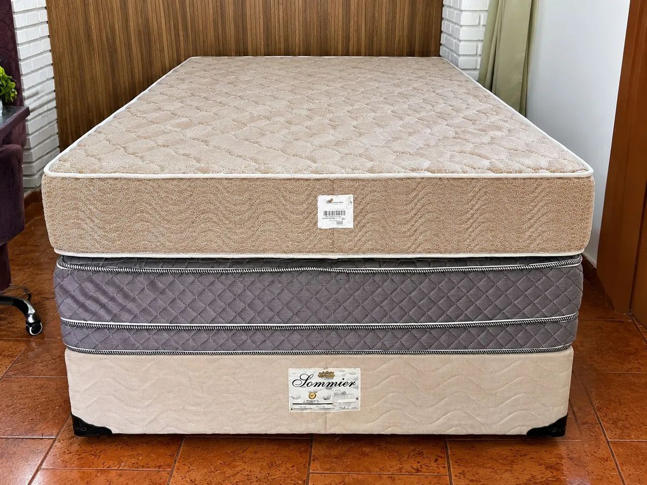 2: Colchões de casal + 1 base  - Foto 2