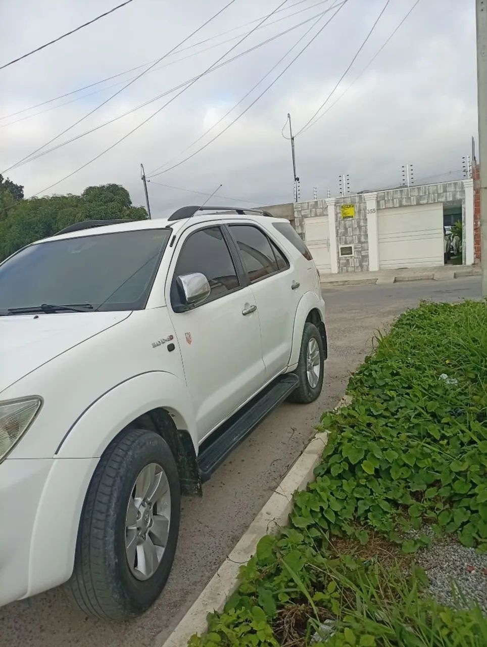 Toyota Hilux CD SRV D4-D 4X4 3.0 TDI DIES 2011