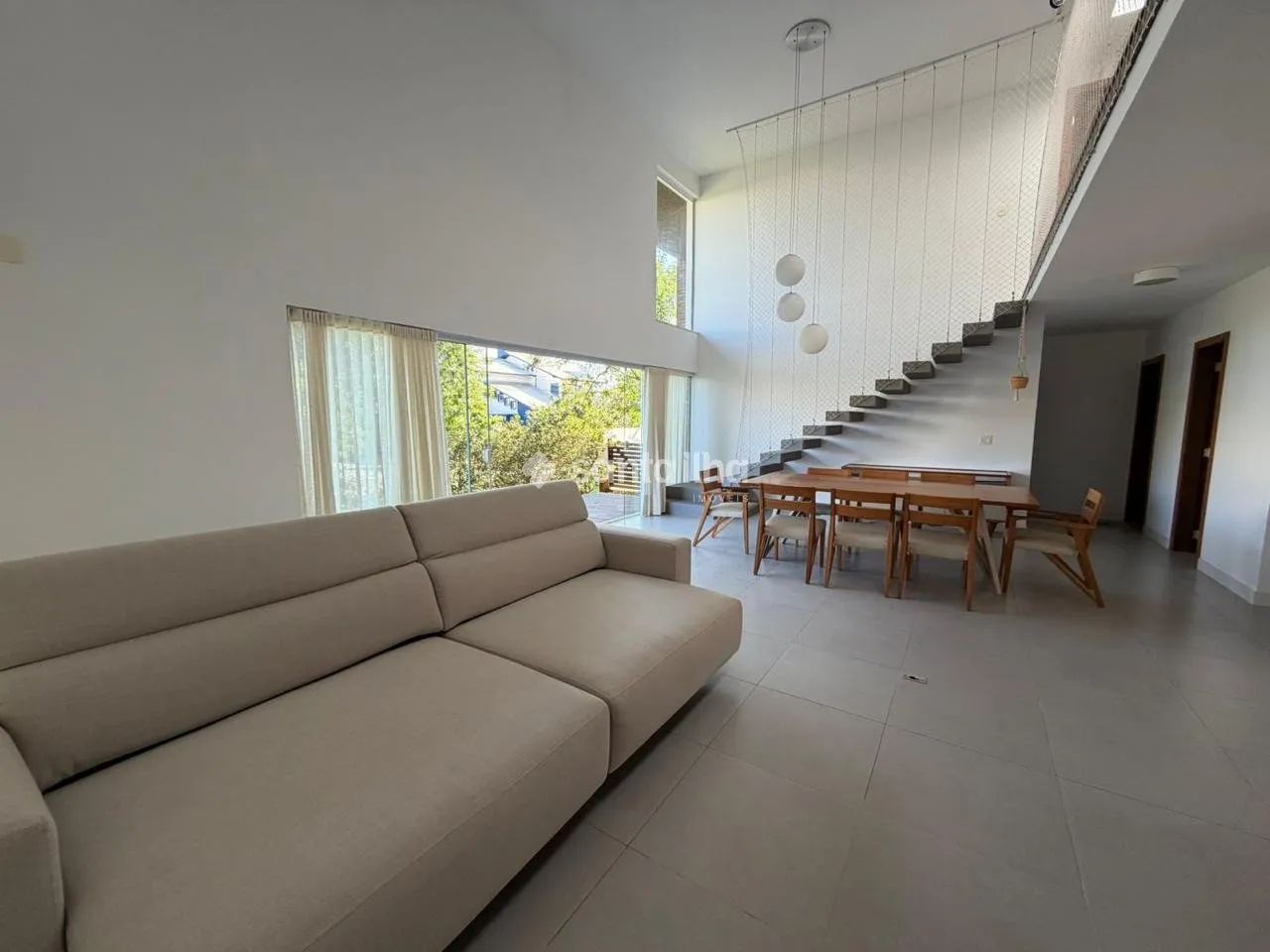 Casa em condomínio com 5 dormitórios para alugar, 268m² - Campeche - Florianópolis/SC - Foto 2