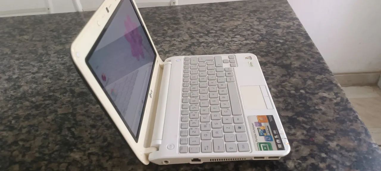 Mini notebook LG X140