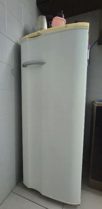 Geladeira Consul 280 litros