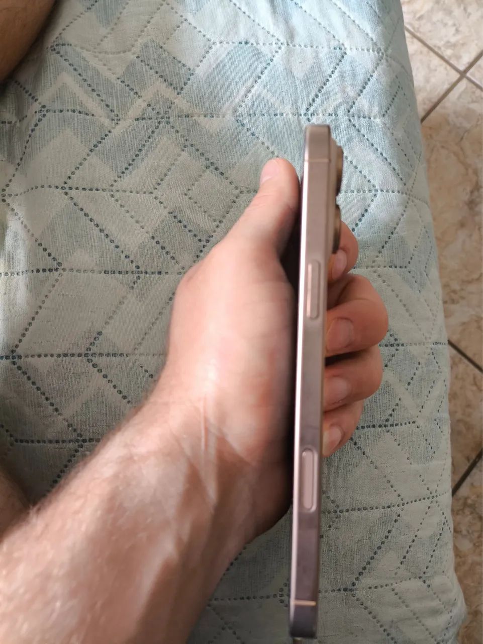 iPhone 16 Pro MAX 256 - Foto 2