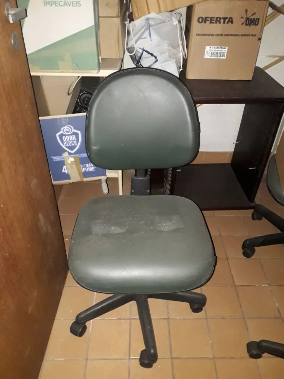 cadeira secretaria com rodinhas 