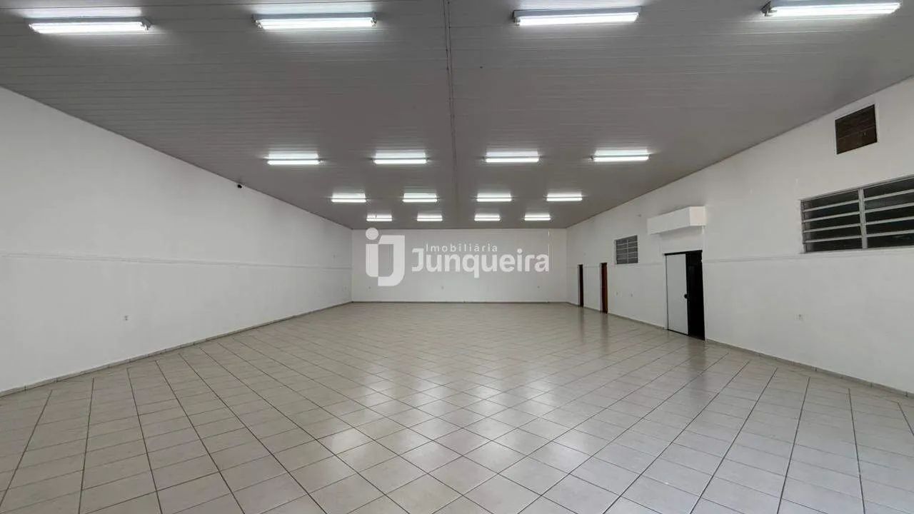 Salão para aluguel, 4 vagas, Vila Industrial - Piracicaba/SP