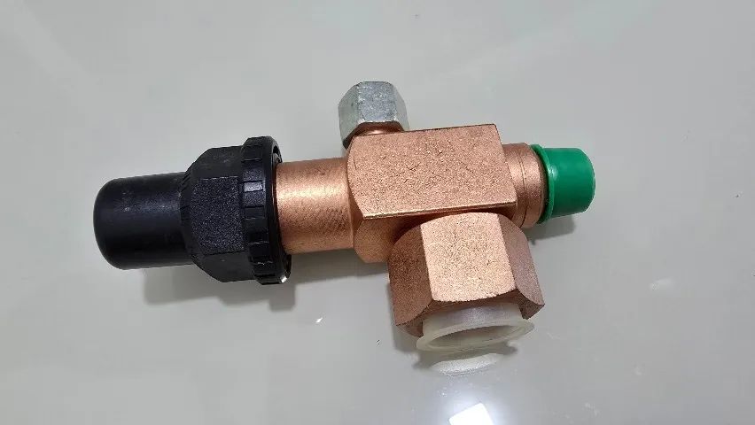 Válvula Rotalock 3/8" cobre Carly - Refrigeração e Climatização - Foto 5