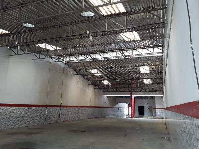 Excelente Galpão 15,5 x 88 m na Mister Hull