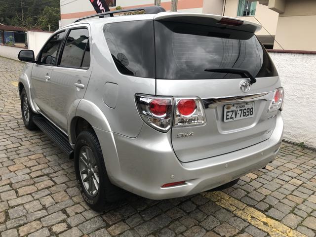 Hilux sw4 diesel automática 4x4 top 2012 - Foto 8