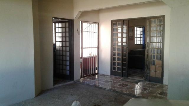 Setor Sul QD 02, 2 casas com: 3 e 2qts respectivamente, R$ 420.000