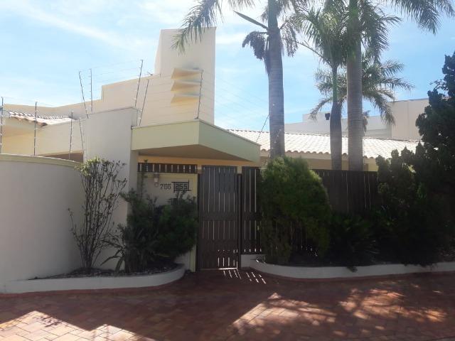 Imóvel para locação para fim comercial e residencial!! 3 suíte, 2 dormitórios!!