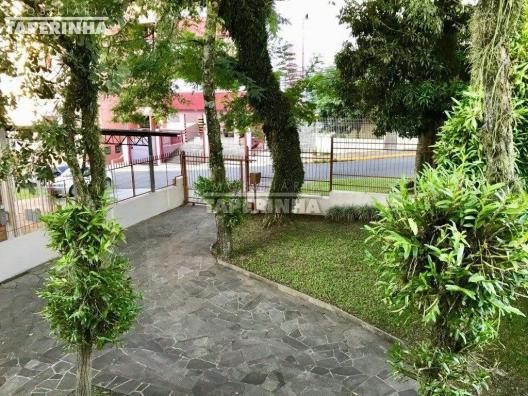 Casa à venda com 3 dormitórios em Menino jesus, Santa maria cod:10912