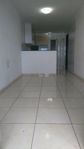 Casa 2/4 rua com portão, proximo a estação de metro Camp. de Piraja - Foto 3