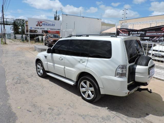 Pajero 3.2 Full 4X4 HPE 2013/2013 Automático - Foto 11