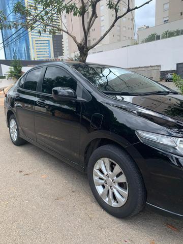 Honda CITY, muito novo, IPVA 2019 pago - Foto 6