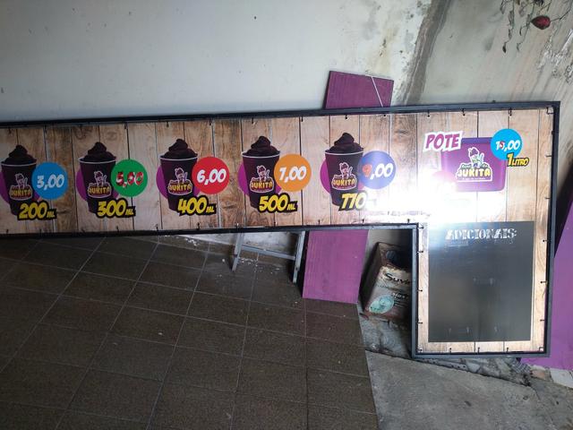 Placa de propaganda Açaí