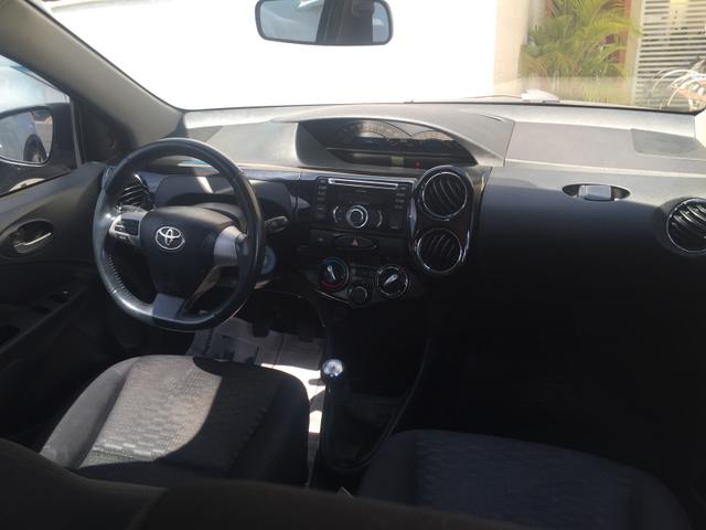 Etios Hatch XLS 1.5 - Foto 8