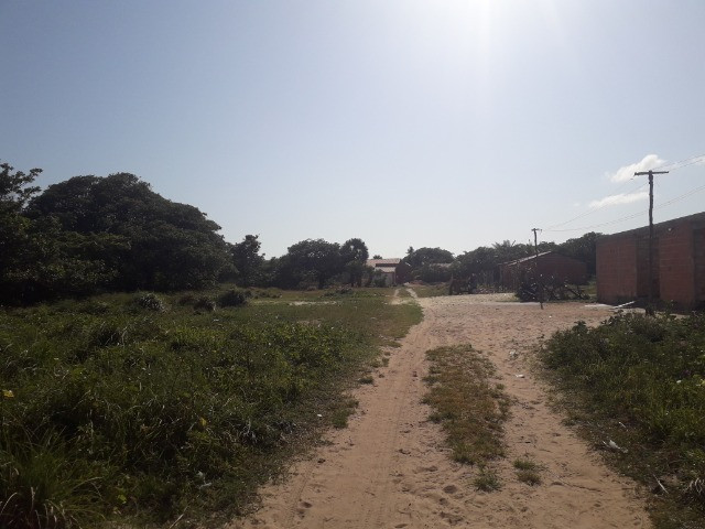 Terreno 10 x 30 m R$ 35.000,00