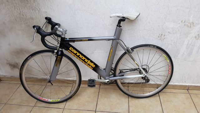 Bicicletas Speed Cannondale Usada
