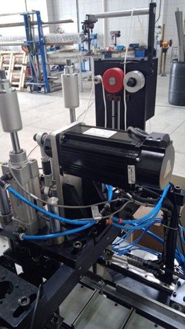 Máquina Industrial para soldar os elásticos em máscaras de TNT Com Servo Motor - Foto 2