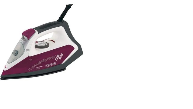 Ferro a Vapor Black Decker C/ Tanque Destacável 220V