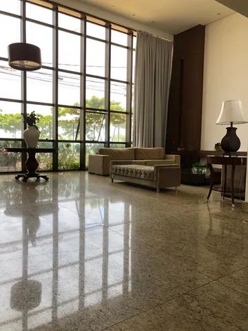 Apto Areia Preta,Alto padrão,frente Mar,c/2suites,coz,varanda,piscina,academia, portarias. - Foto 2
