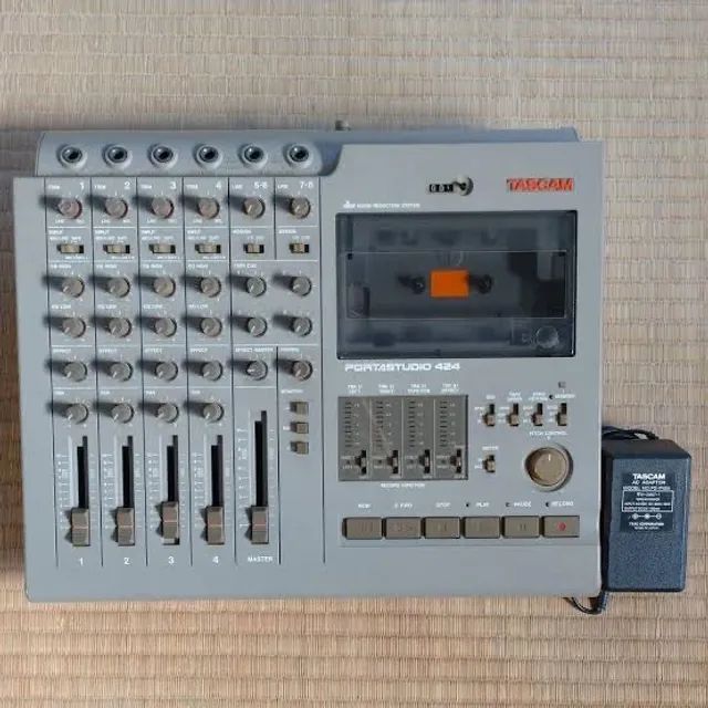 TASCAM 424 - レコーディング/PA機器