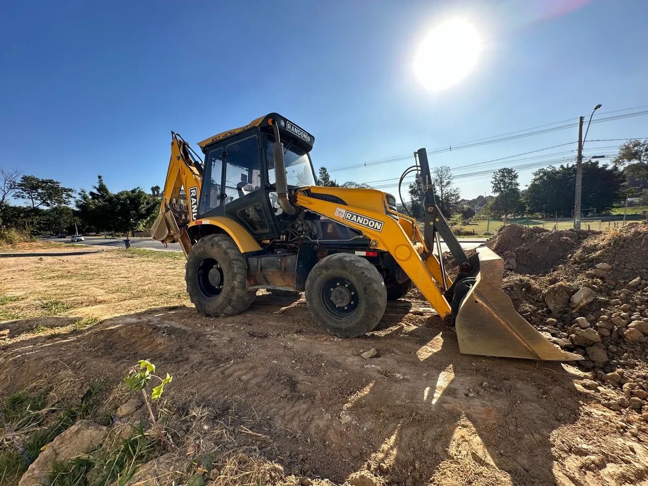 Retroescavadeira Randon 2019 4X4  - Foto 4
