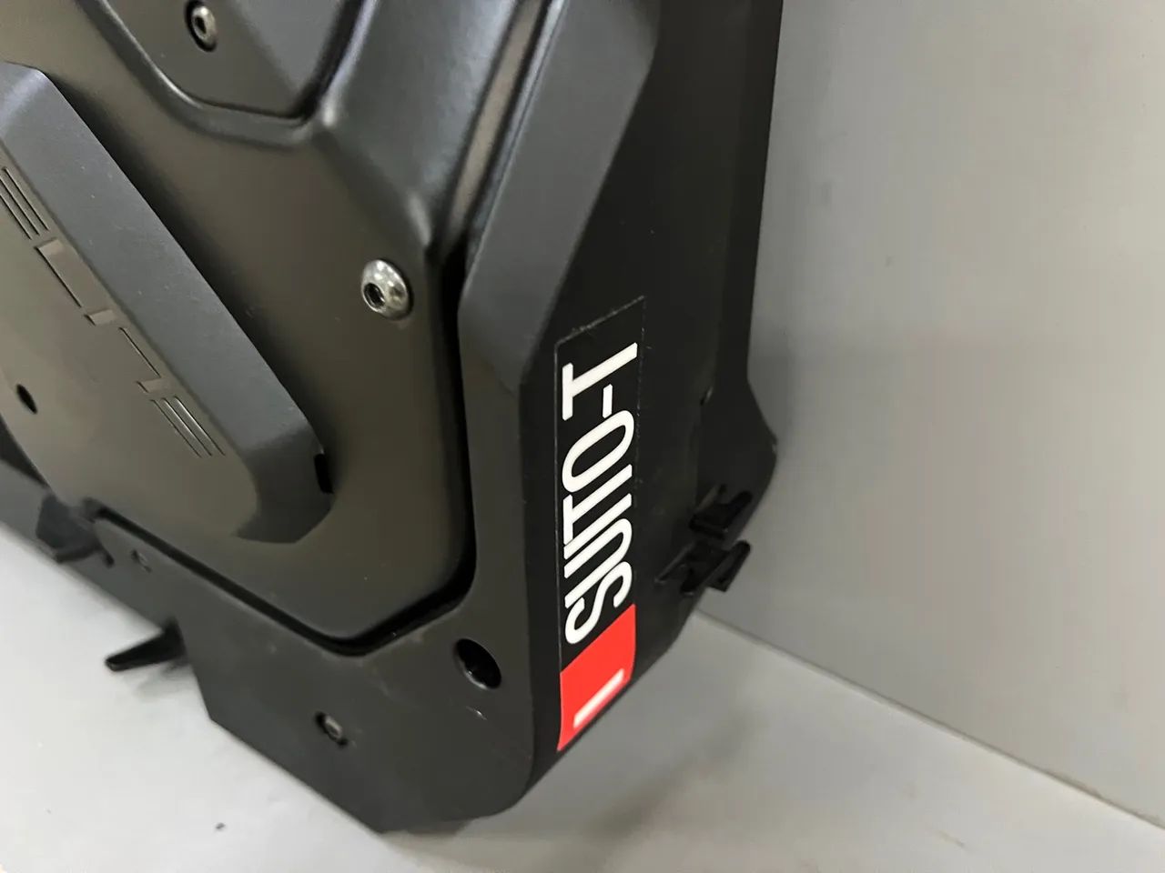 Rolo de Treino seminovo Bicicleta Elite Suito T Smart Interativo Sem K7 - Foto 3