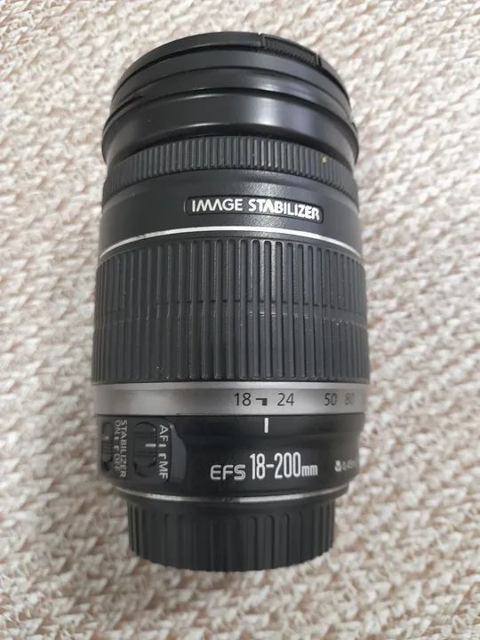 Lente Canon EFS 18-200mm Image Stabilizer