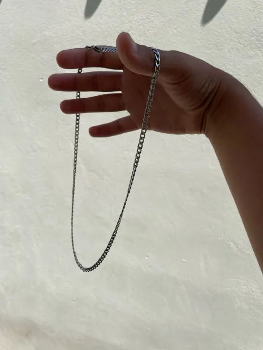 Kit 1 corrente de aço inox + 1 corrente banhada a prata