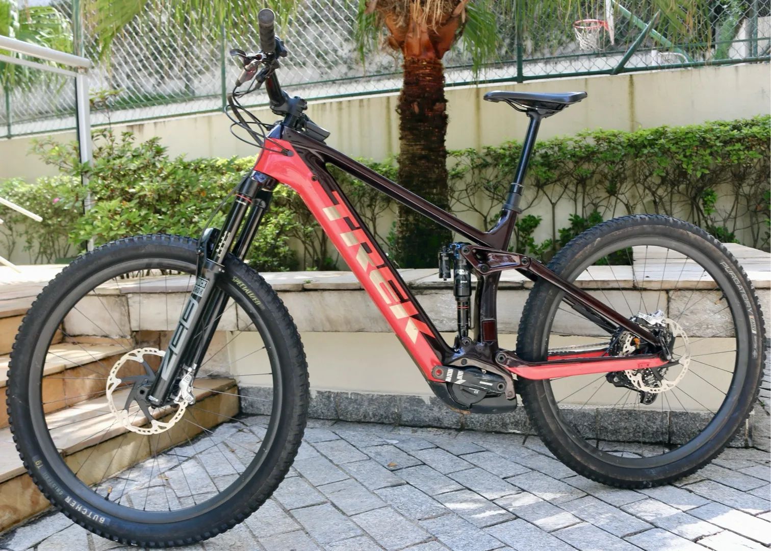 Trek Rail 9.8 Project One Tam L NF na garantia - Foto 6