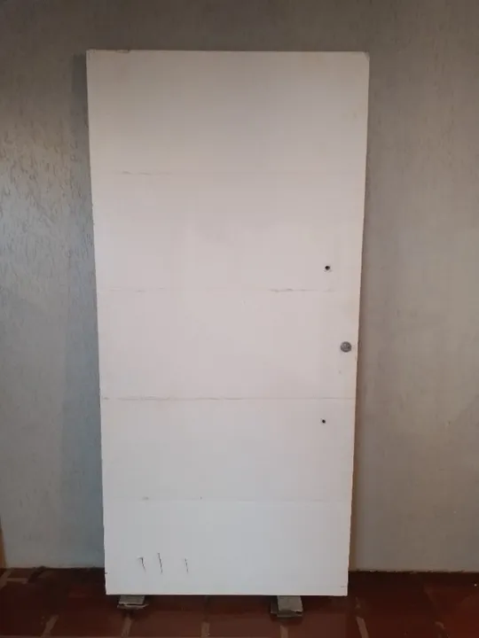 Porta Pivotante 210 x 100 com Puxador